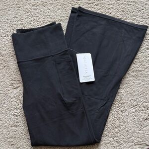 Athleta Salutation Stash Flare Pant - Black